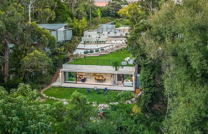 underground home in Bridgewater, South Australia!